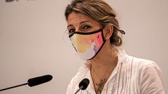 El Gobierno prorroga el SMI de 950 euros para dar margen a una subida negociada