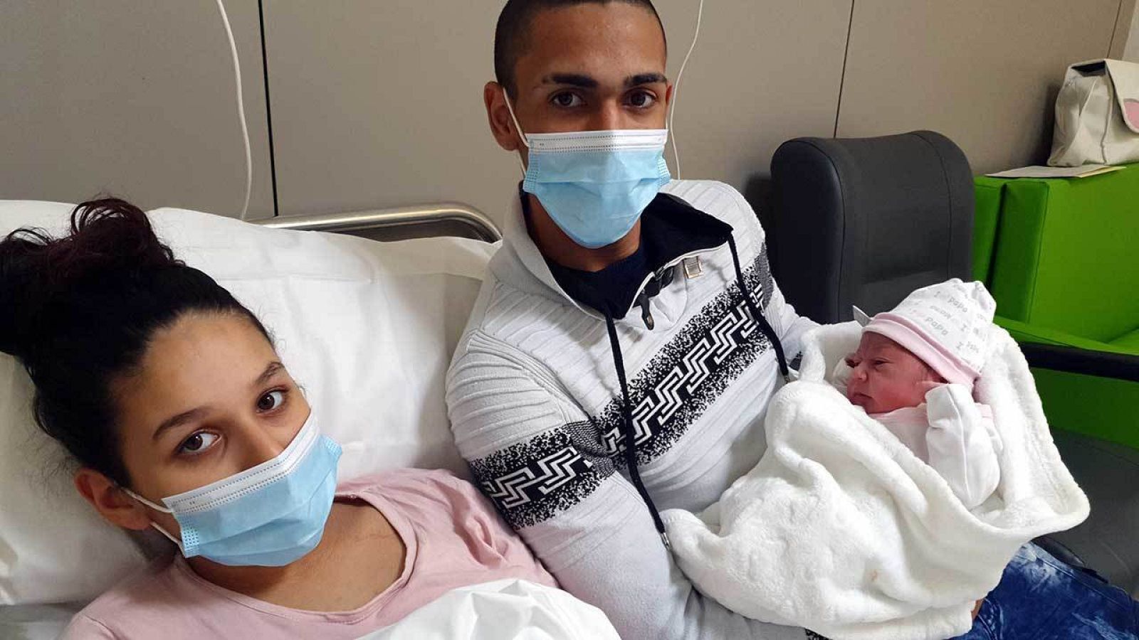 El primer nadó de l'any és una nena que es diu Yinara i és de Constantí