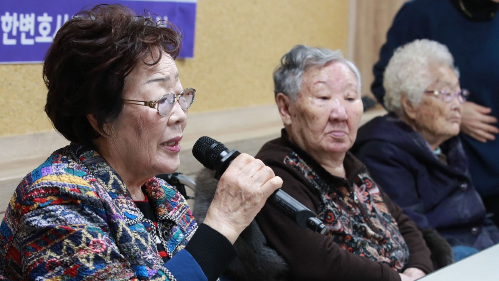 Un tribunal surcoreano ordena a Japón indemnizar a una docena de esclavas sexuales de la II Guerra Mundial