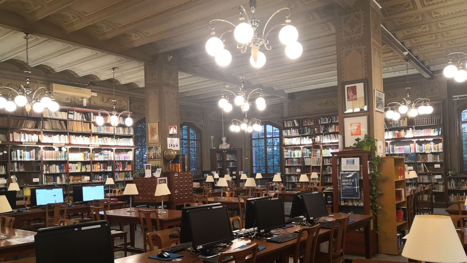 Biblioteca de l'Escola del Treball