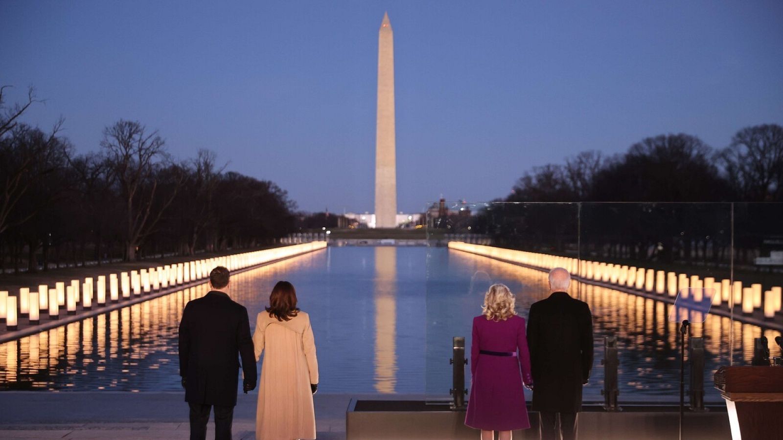 Homenaje a las víctimas del coronavirus en Washington