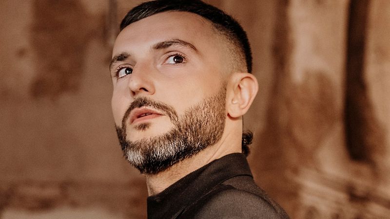 Vasil Garvanliev, de Macedonia del Norte, convertirá "Here I stand" en el himno de Eurovisión 2021