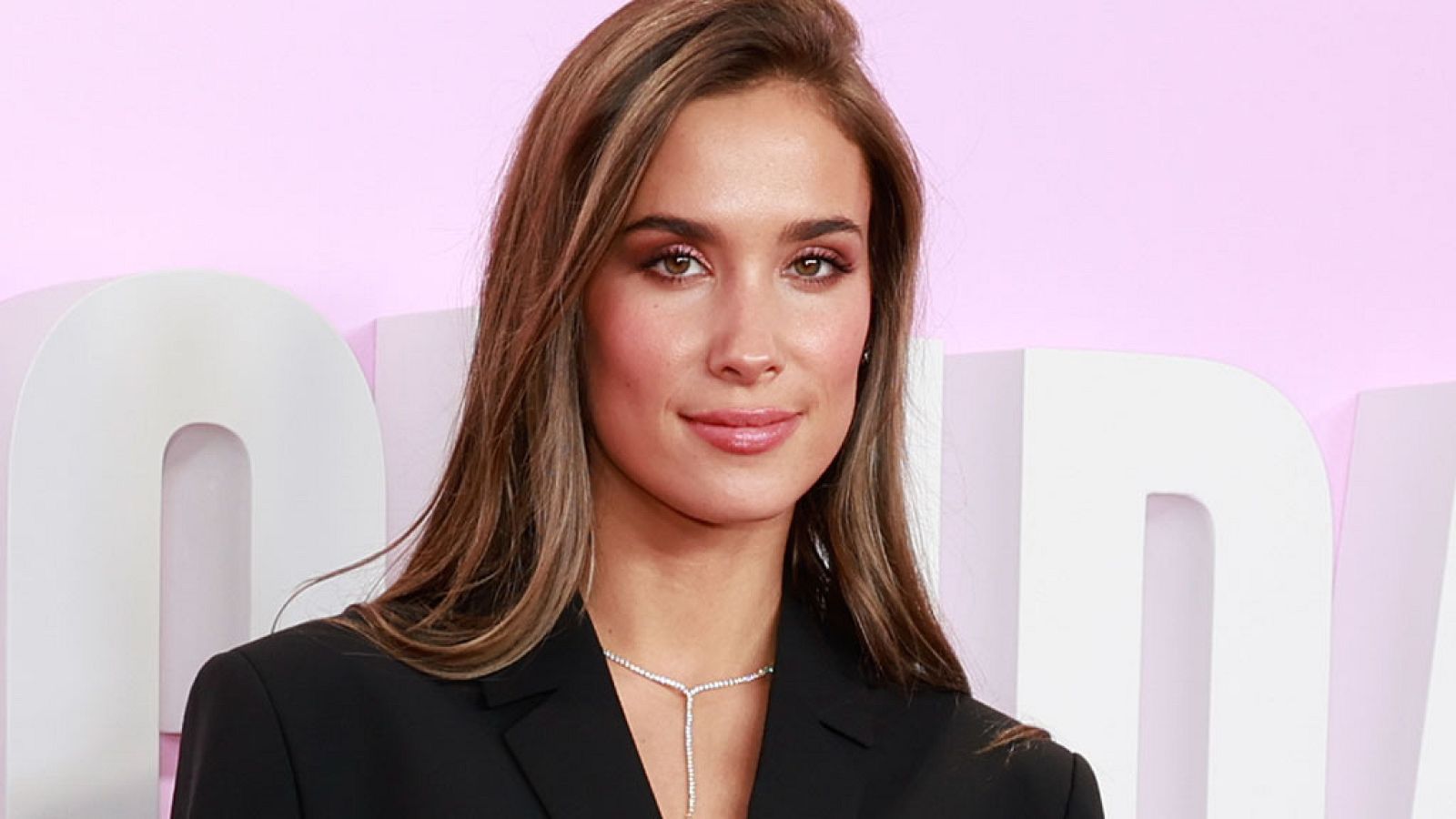 María Pombo puso el himno de España el día de su boda