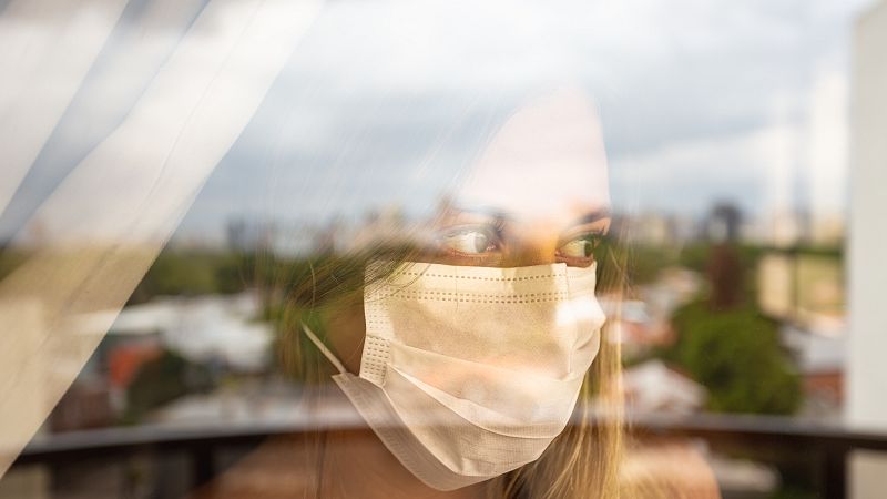 Soledad, estigmatización e incertidumbre laboral: la triple condena de la COVID a los jóvenes