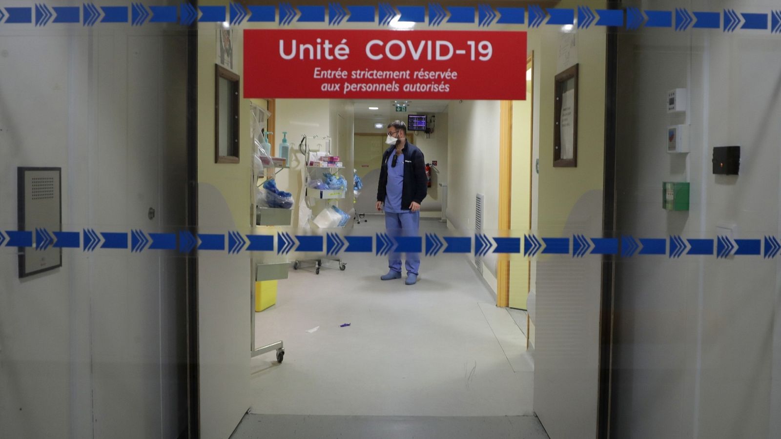 Sanitarios en un hospital de Marsella, Francia