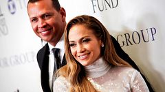 Jennifer López confiesa haber ido a terapia de pareja
