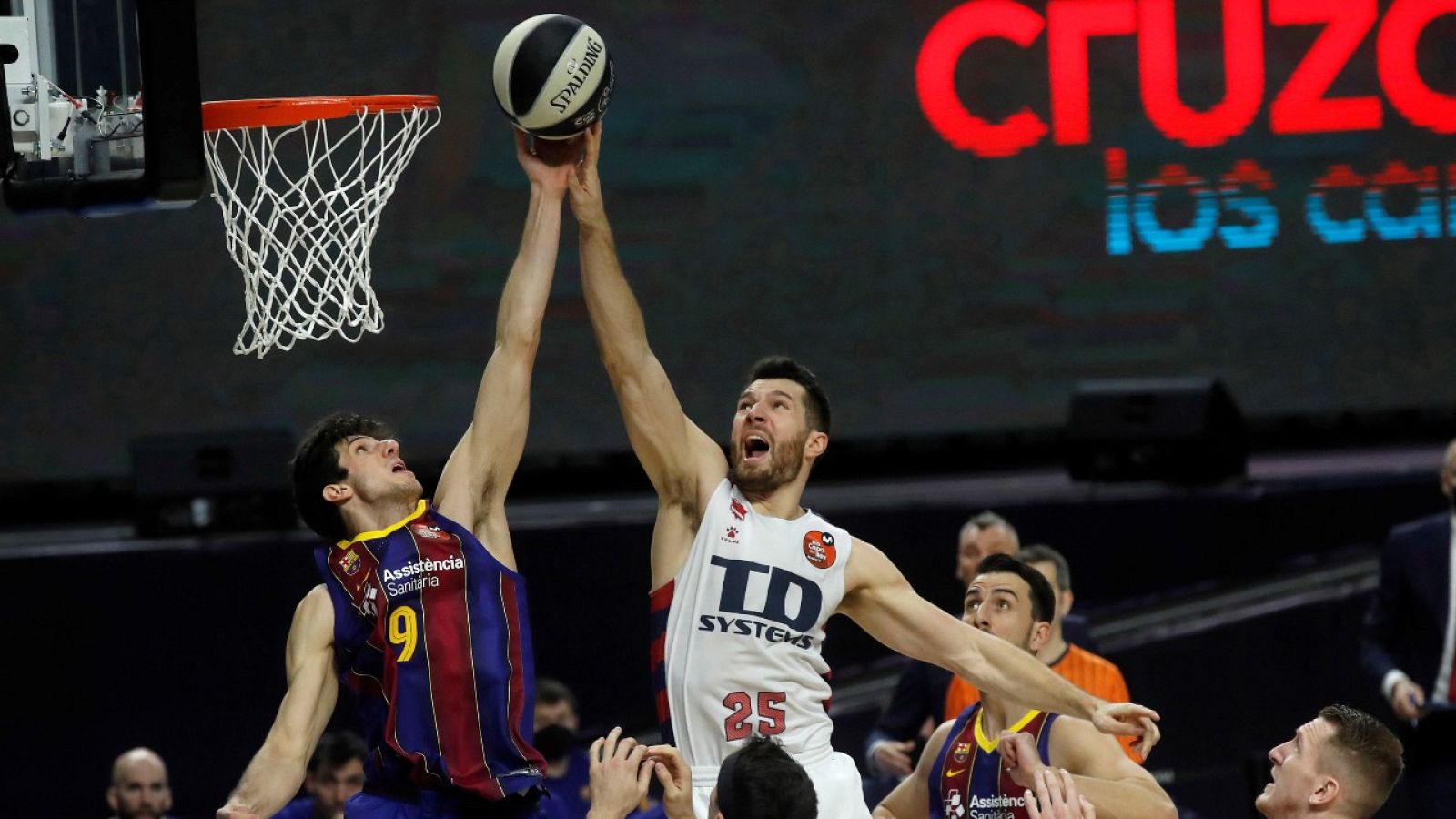 FC Barcelona vence a Baskonia y se clasifica para la final de la Copa del Rey