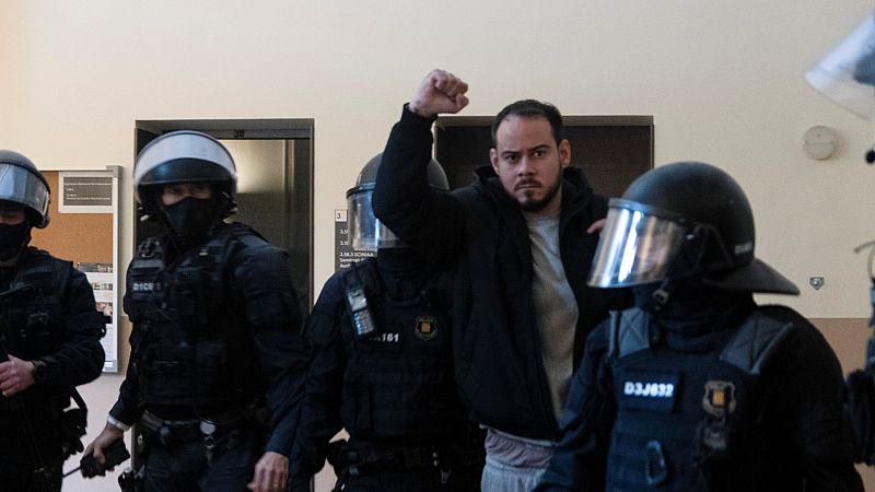 Los Mossos detienen al rapero Pablo Hasel en la Universidad de Lleida e ingresa en prisión