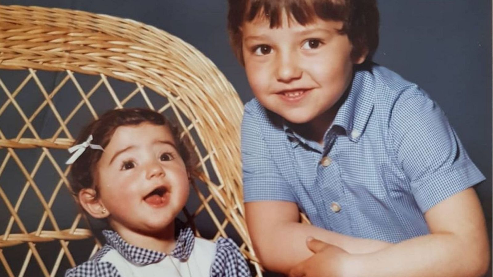 Se llaman Luis y Paula, pero ¿les reconoces en esta fotografía?