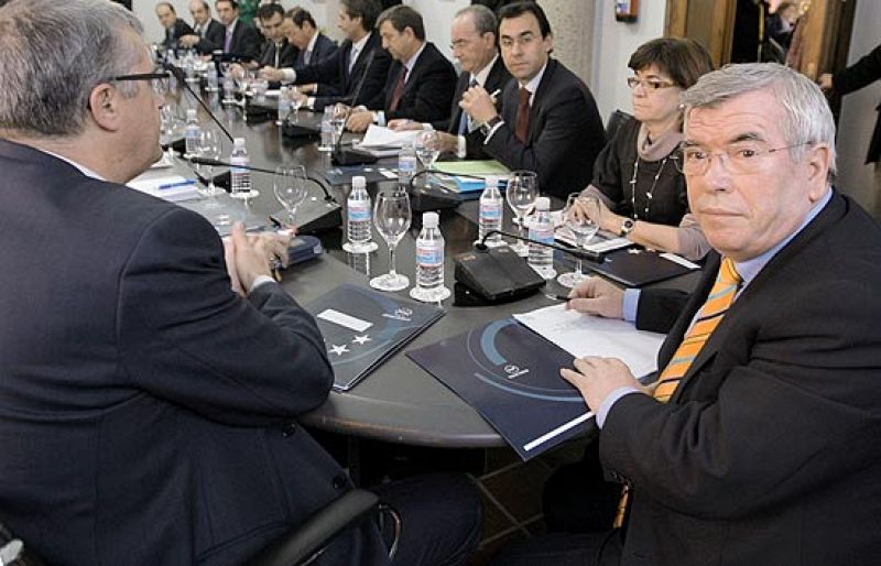 Pedro Castro no dimite y el PP anuncia que no asistirá a ningún acto de la FEMP que él presida