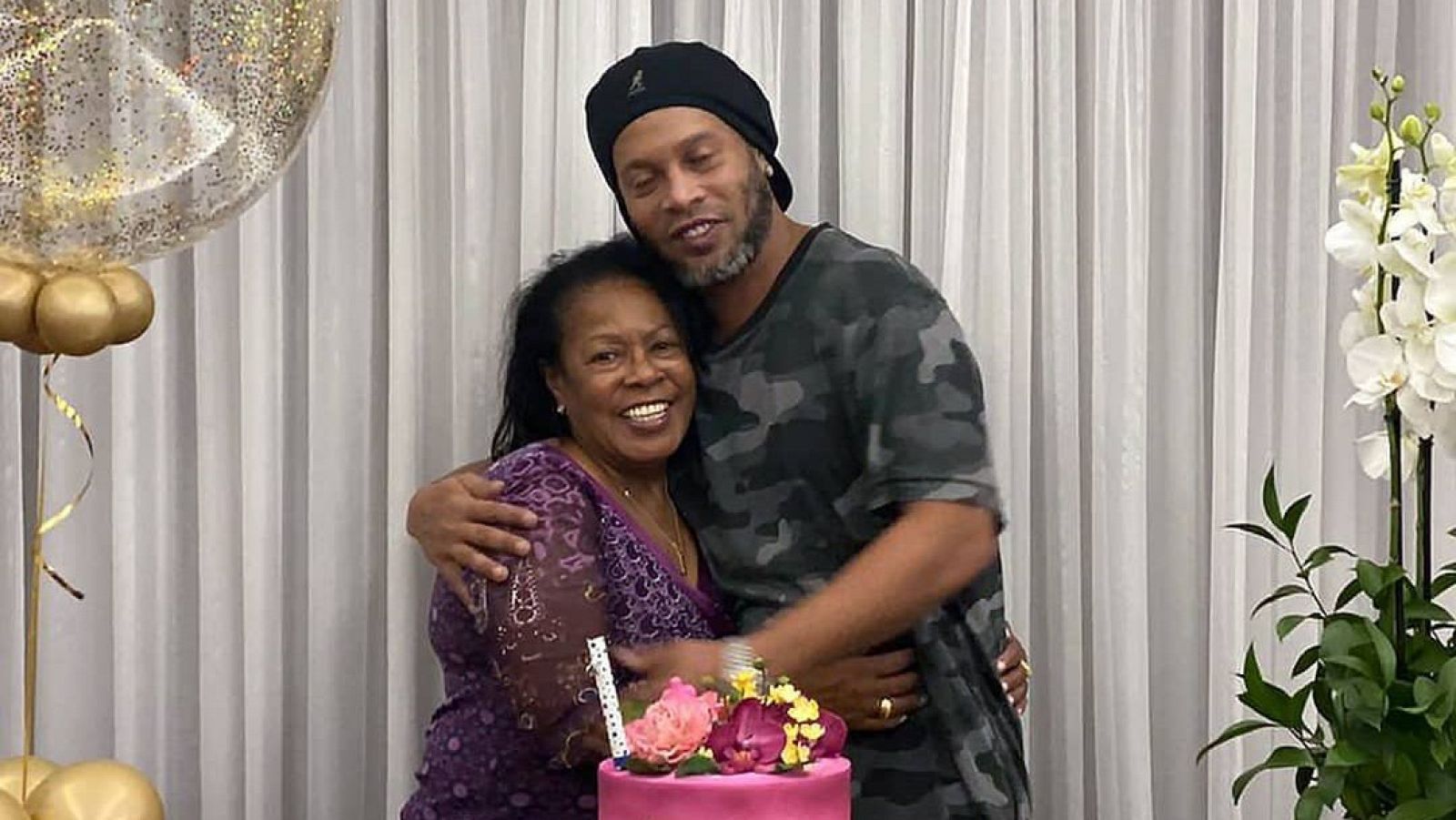 Ronaldinho estaba muy unido a su madre