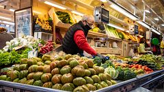La hidratación y una dieta muy variada son clave para los enfermos