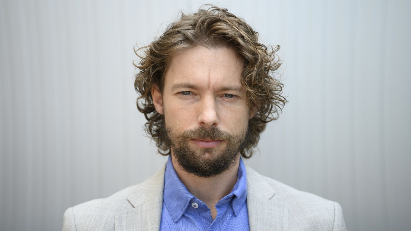 Jan Cornet es Santiago Alcántara en 'Cuéntame'