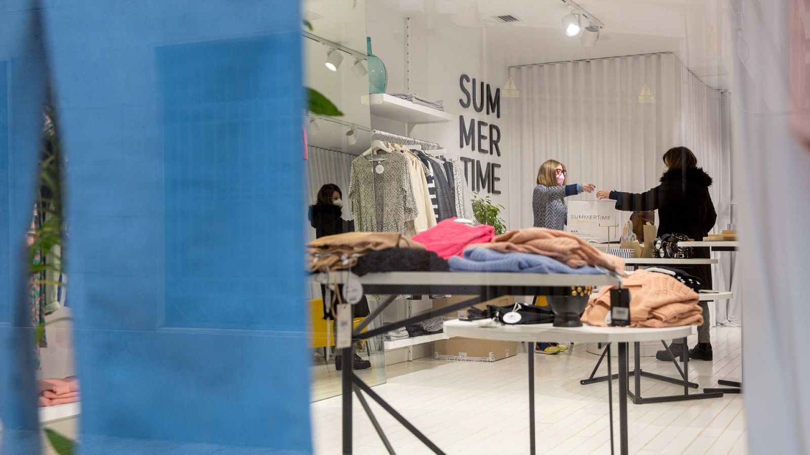 Interior de un comercio riojano