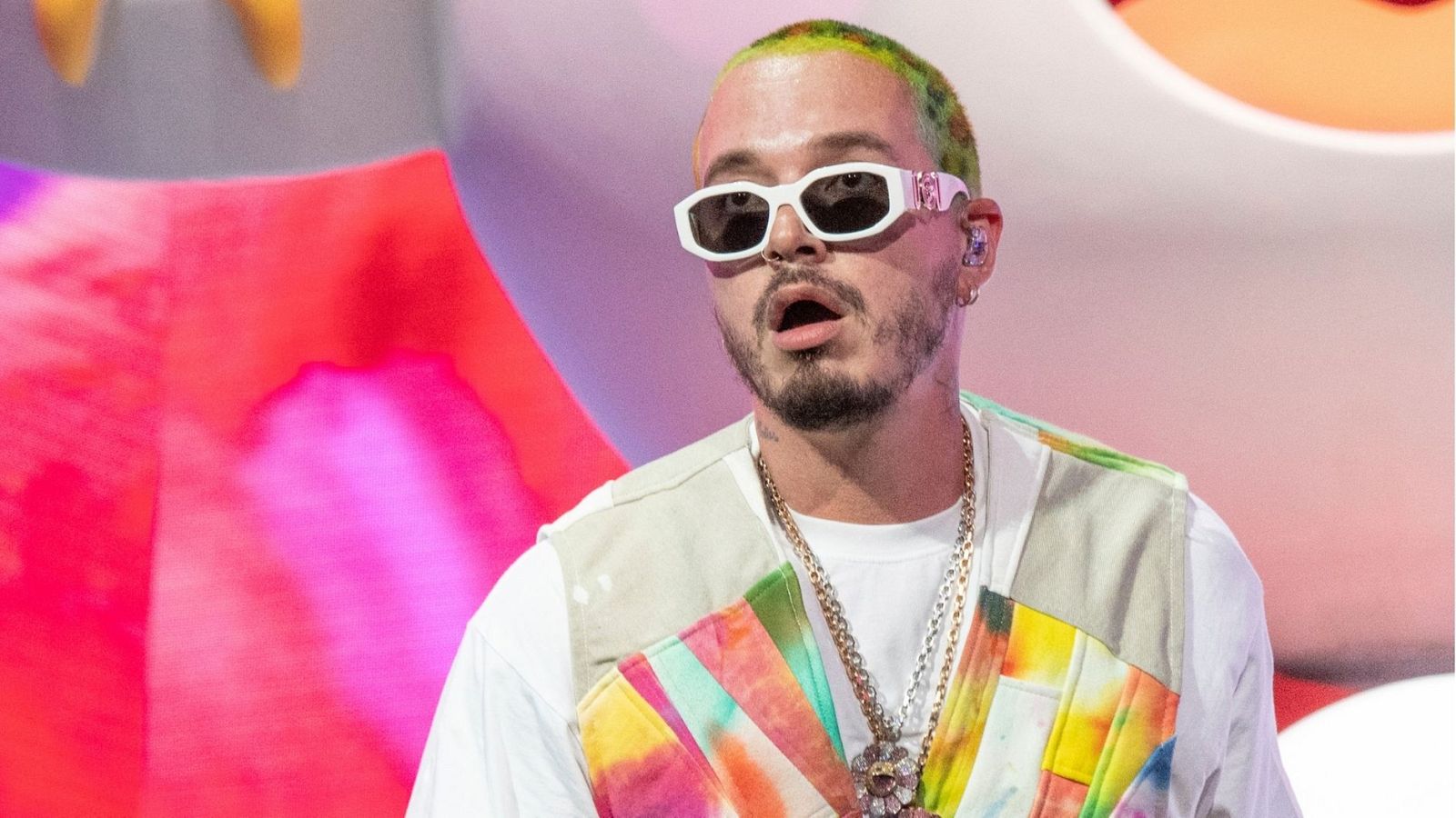 J Balvin podría estar esperando su primer hijo