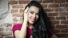 Beatriz Luengo presume de embarazo y de marido, pero no sin polémica