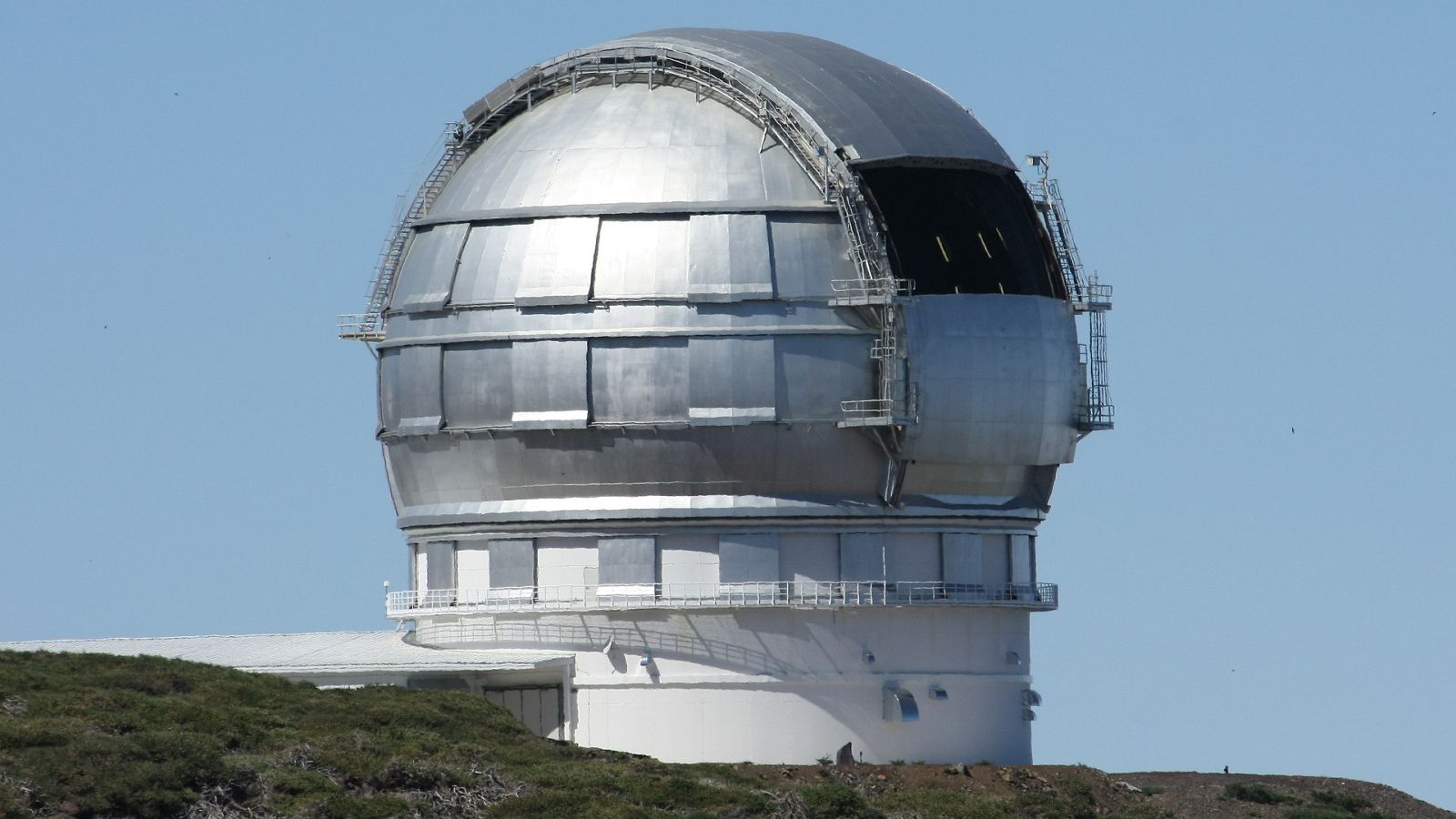 El Grantecan encuentra el mayor cúmulo de galaxias en formación del universo