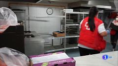 El 48% de les persones desocupades ateses per la Creu Roja ho són per la pandèmia