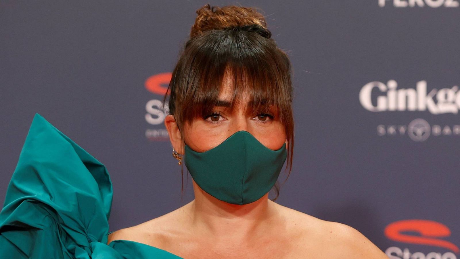 Candela Peña en la alfombra roja de los 'Premios Feroz'