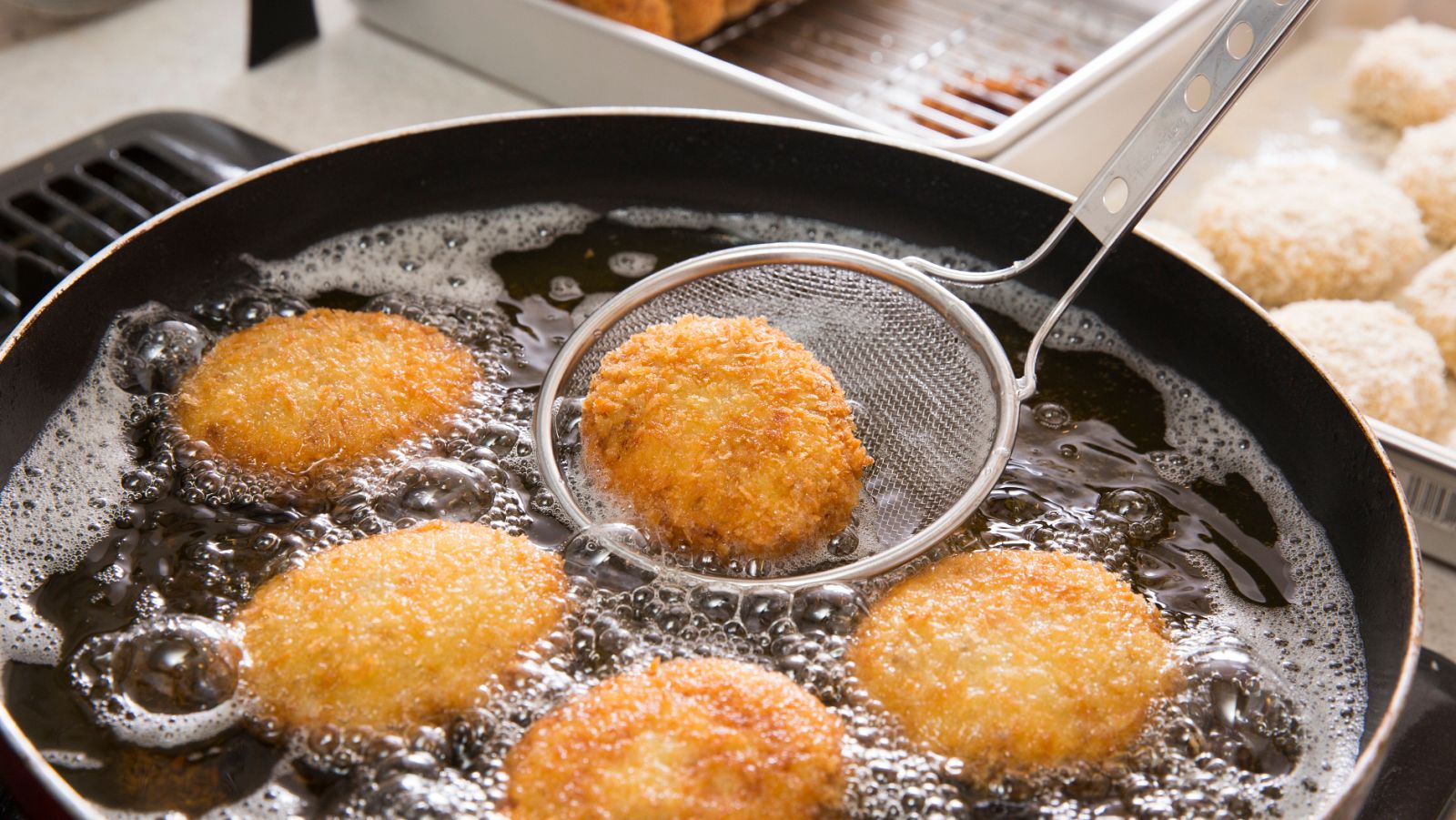 Cómo cuidar del aceite y cuando usar freidora, sartén o cacito