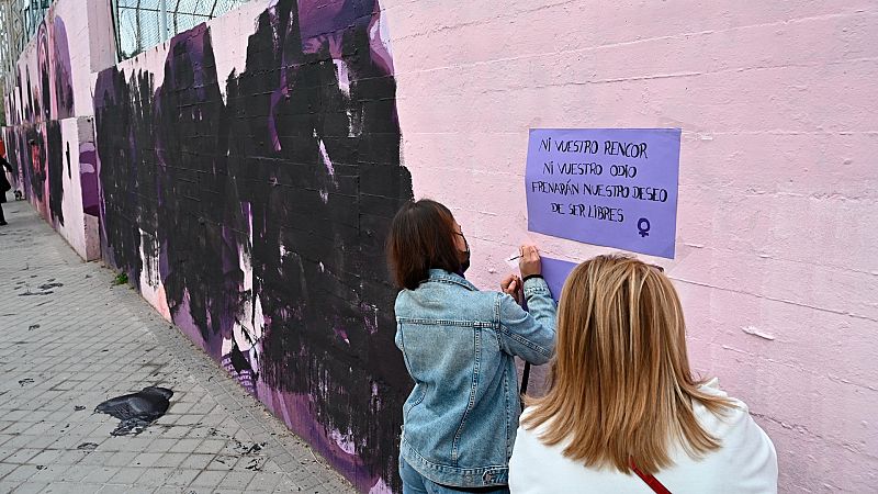 Destrozado el mural feminista de Ciudad Lineal de Madrid en el Día Internacional de la Mujer