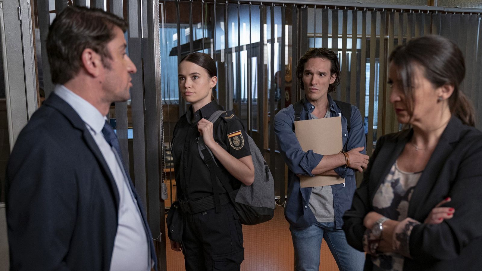 Estoy vivo: Adriana llega a la comisaría