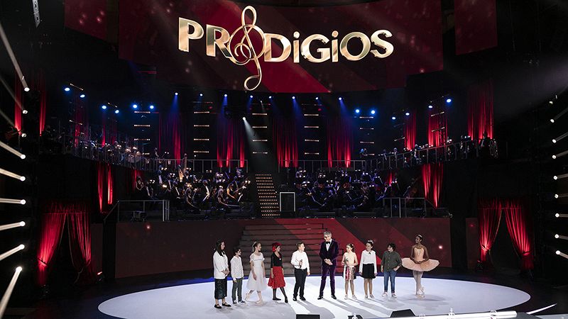 'Prodigios' recibe a la primera representante de la Escuela Bolera y estrena la trompa como instrumento