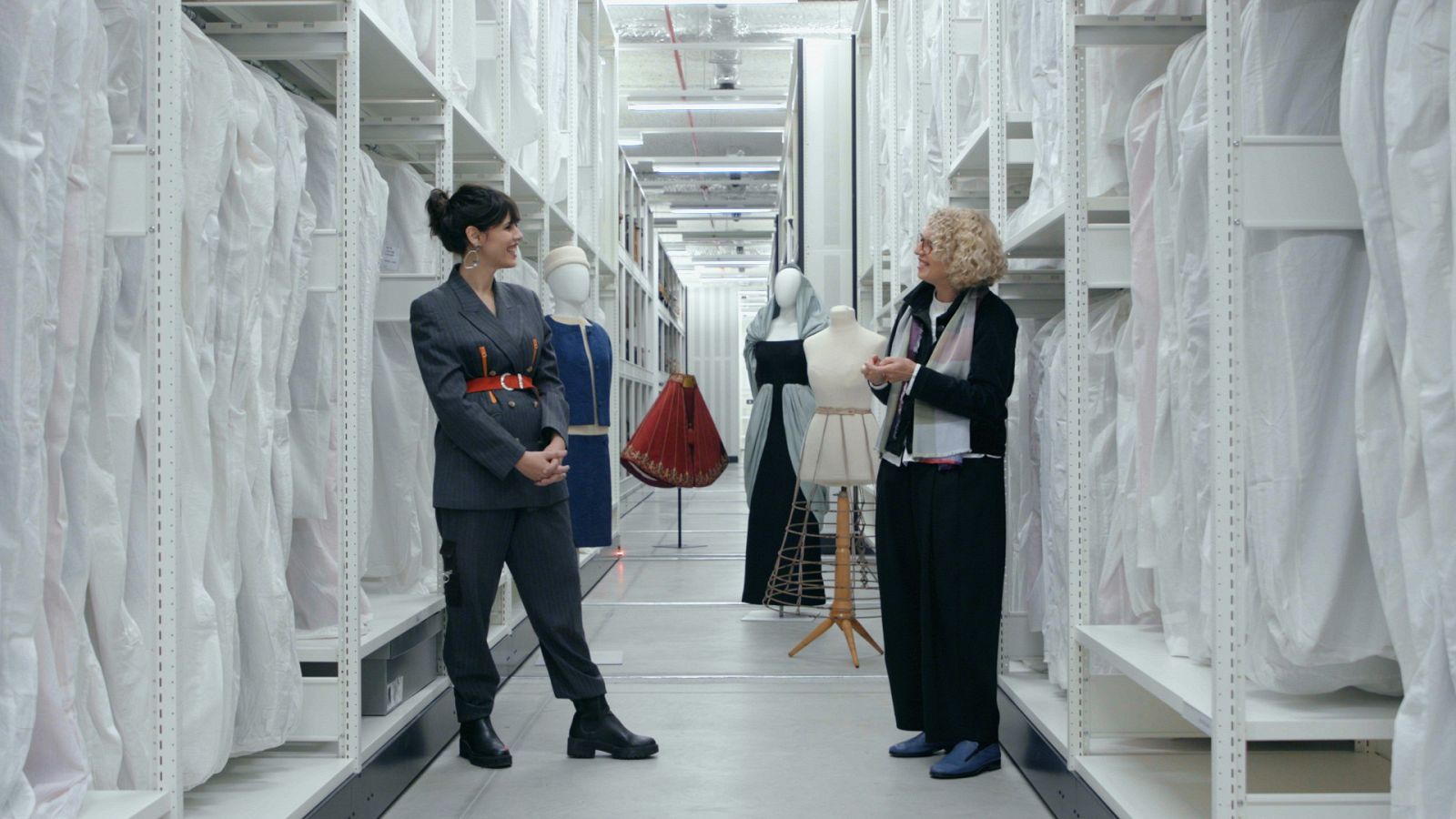 Flora Saura i Silvia Ventosa, a 'Helvètica'