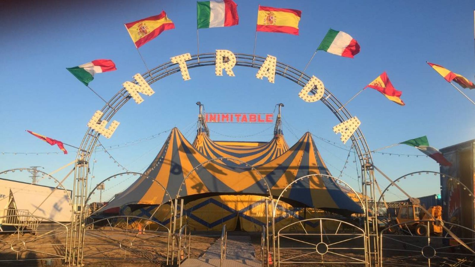 El circo Inimitable ha vuelto a levantar su carpa
