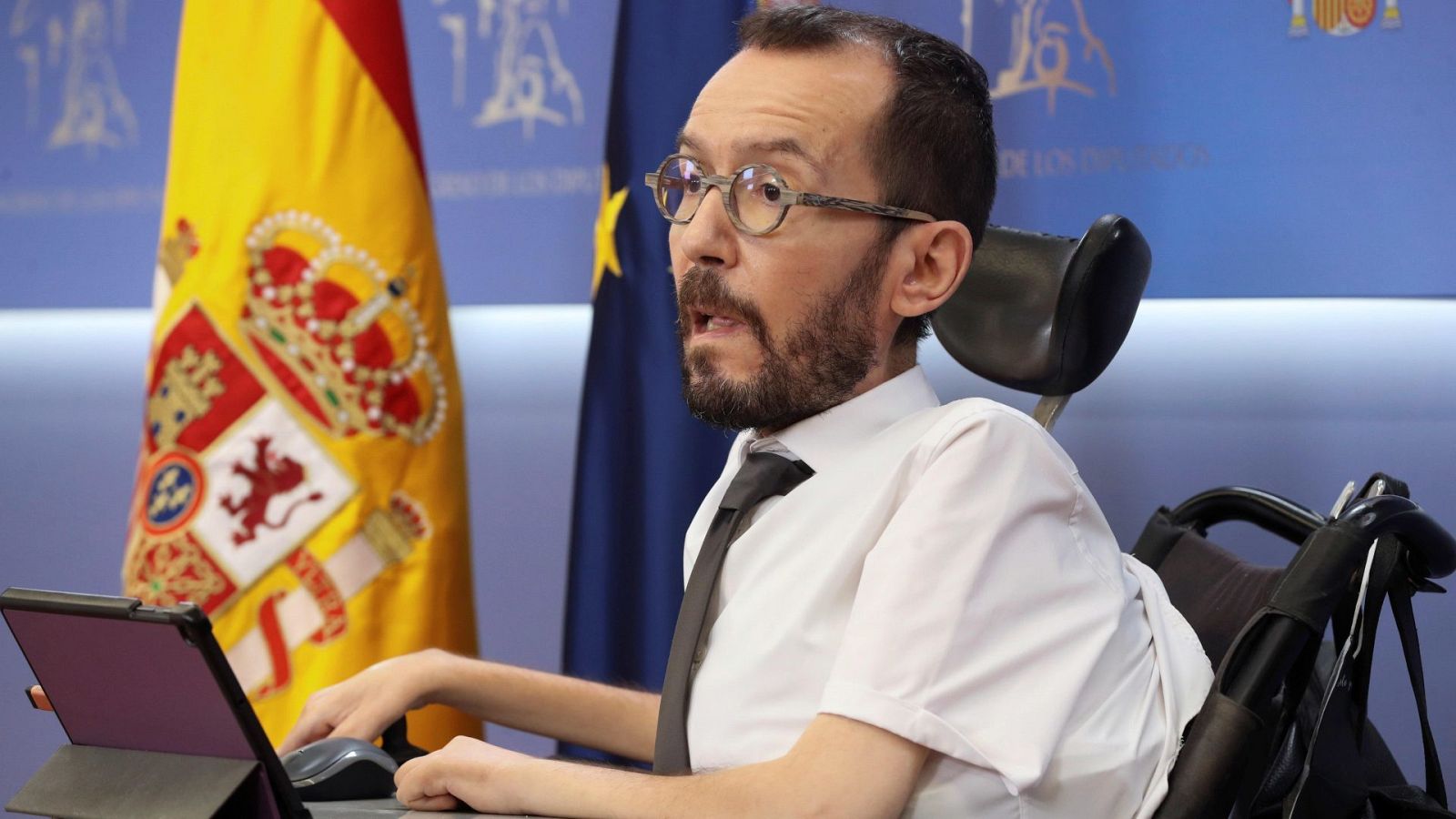 El portavoz de Unidas Podemos, Pablo Echenique, en rueda de prensa