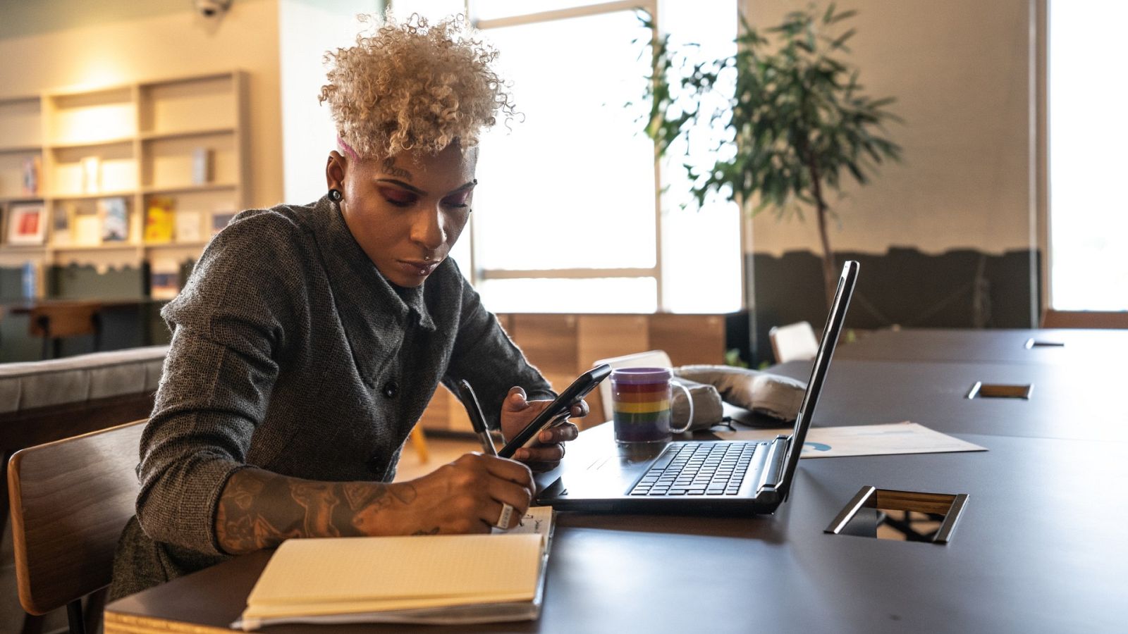 Personas migrantes LGTBIQ+, doblemente discriminadas en el acceso al empleo