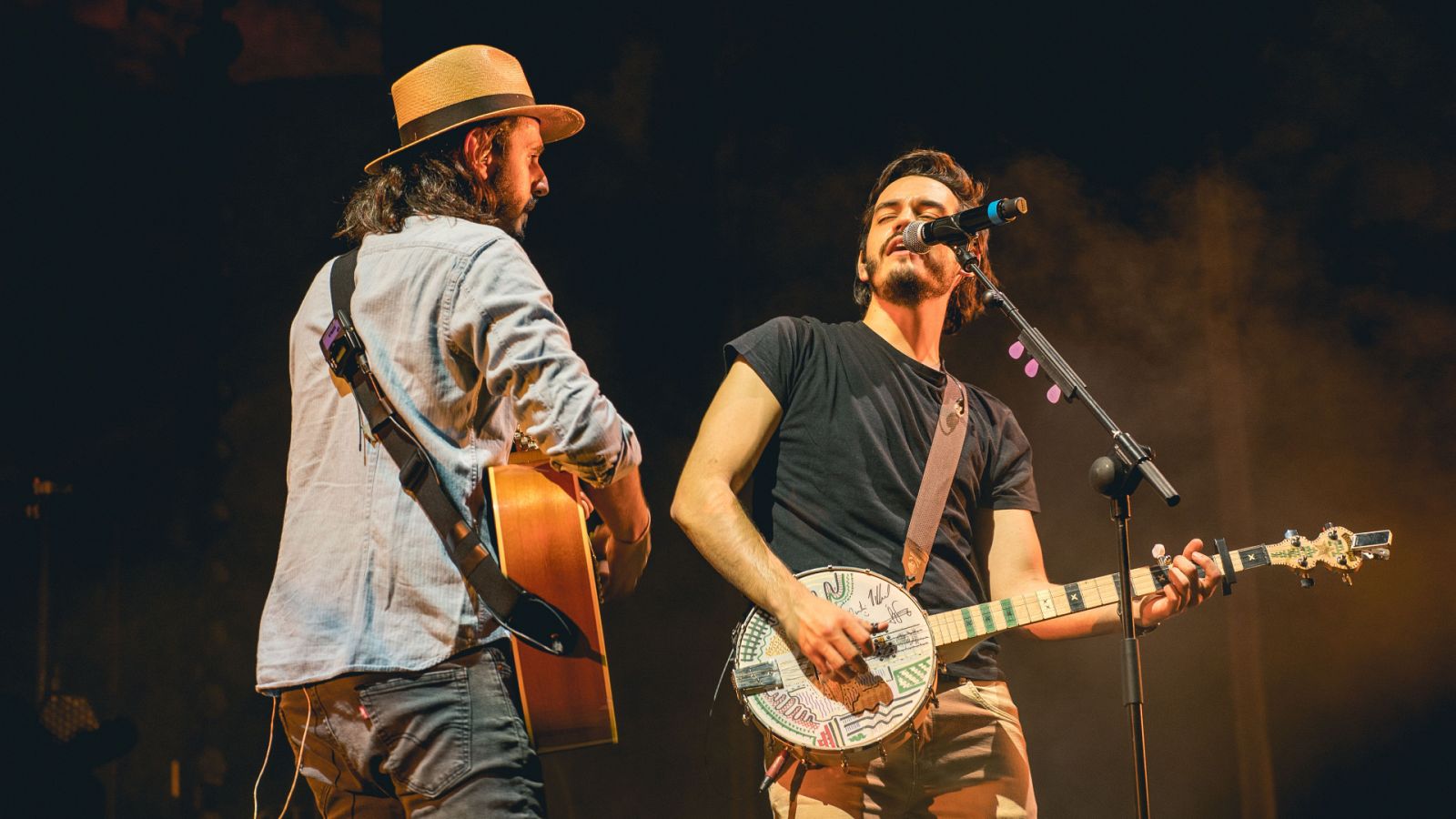 Morat estrena el documental "Balas perdidas"