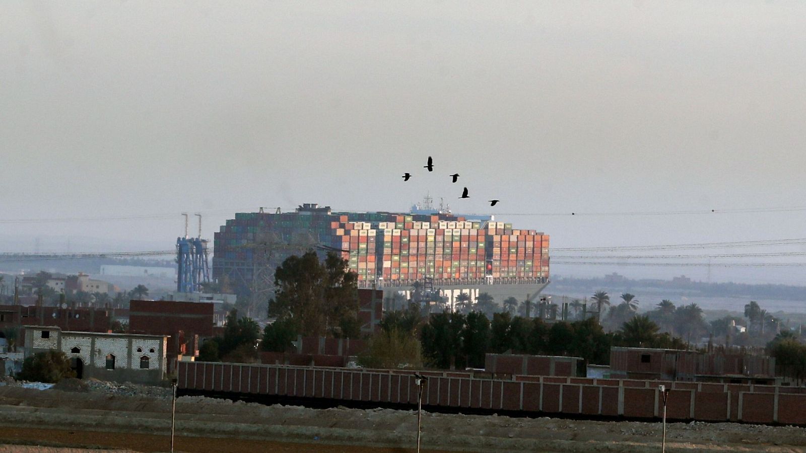 Bloqueo en el Canal de Suez