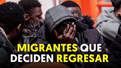 Jugarse la vida en una patera para después volver: "Quiero regresar a mi país porque llevo seis meses atrapado"