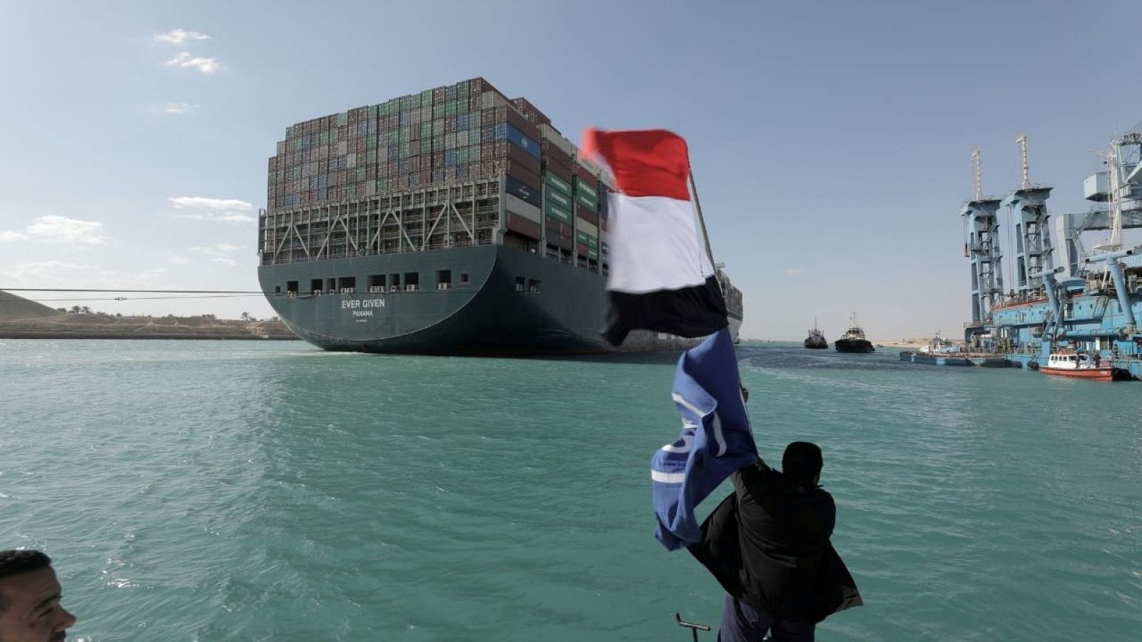 Comienza la investigación del bloqueo del Canal de Suez