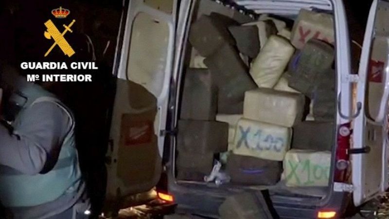 Un centenar de detenidos en Andalucía tras caer una red que distribuía hachís y marihuana por Europa