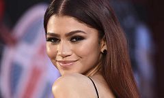Zendaya viste de Pertegaz, como la reina Letizia, ¡y está ideal!
