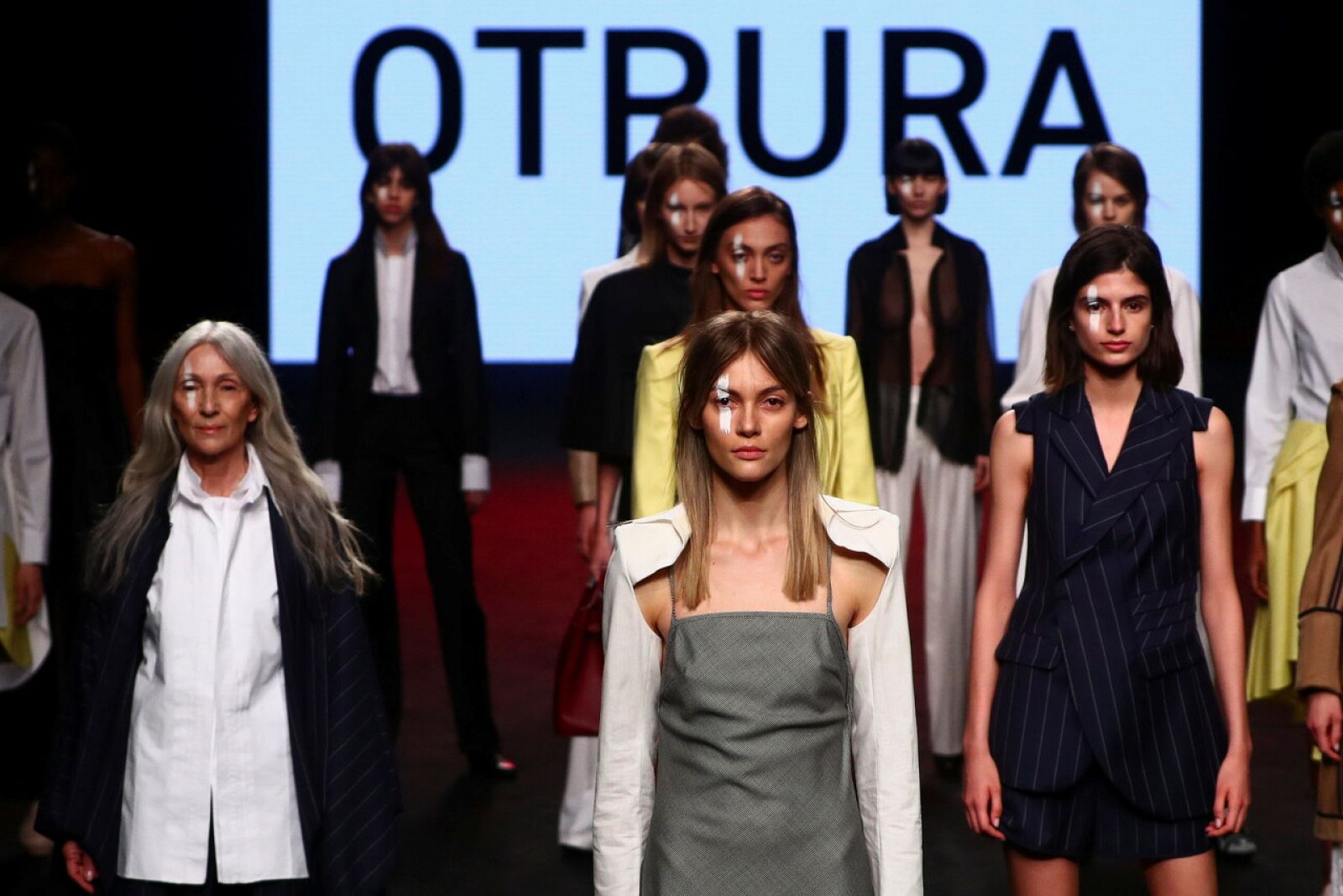 Desfile de Otrura