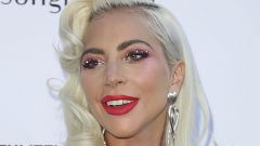 Lady Gaga sorprende con su vestido de novia, ¿quién es el afortunado?