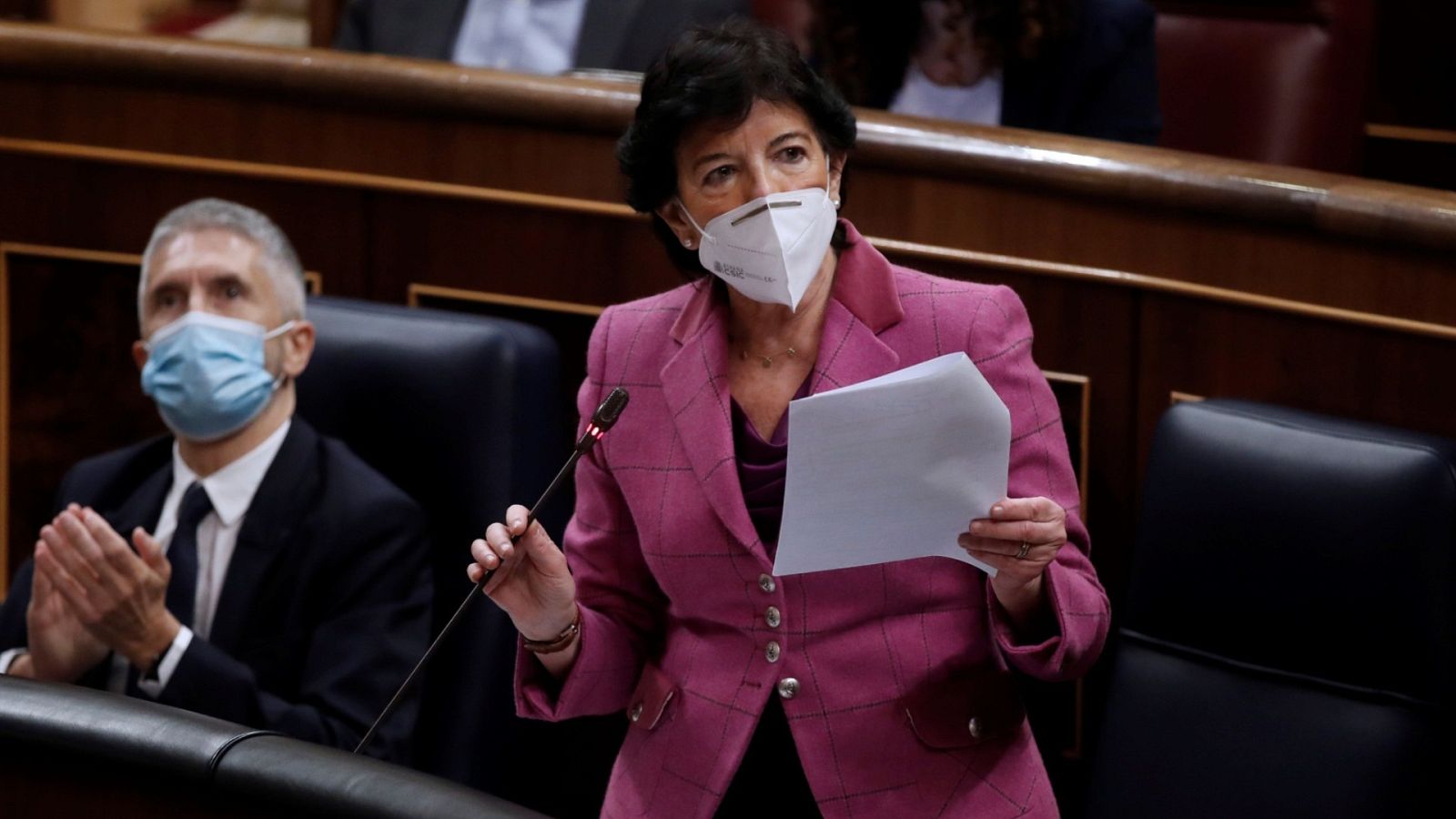 El Tribunal Constitucional admite a trámite los recursos de PP y Vox contra la 'ley Celaá'