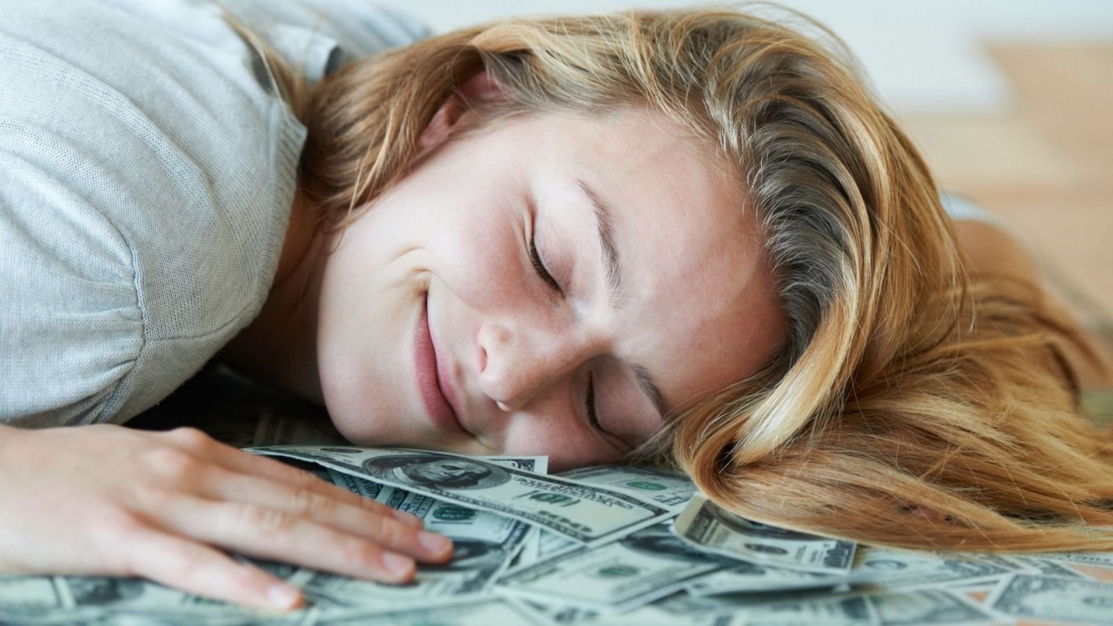 ¿Qué significa soñar con que te toca la lotería?