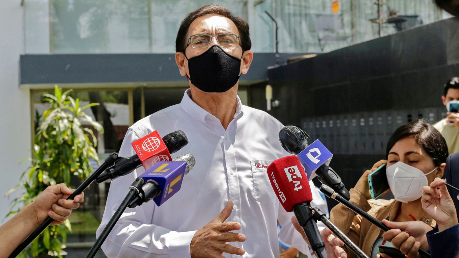 El expresidente peruano Martín Vizcarra, positivo por COVID tras haberse vacunado en secreto en el escándalo del "Vacunagate"