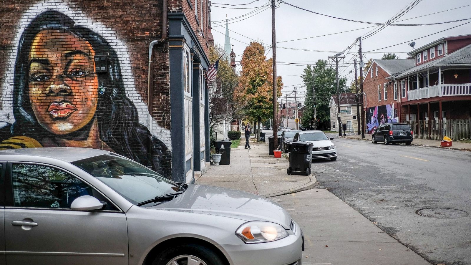 Fotografía de archivo fechada el 27 de octubre de 2020 que muestra un mural sobre Breonna Taylor en Louisville, Kentucky (EE.UU).