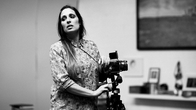 Estela de Castro: "Utilizo la fotografía para ayudar y para luchar por las cosas en las que creo"