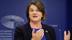 La primera ministra de Irlanda del Norte, la unionista Arlene Foster, anuncia su dimisión por presiones de su partido