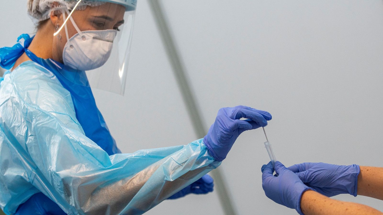 Les dades milloren i reflecteixen l'efecte de la vacunació en la població