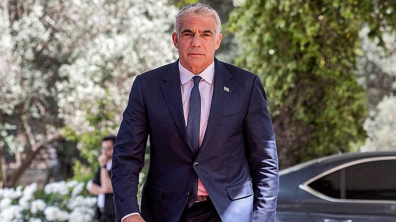 El presidente de Israel entrega al centrista Yair Lapid la tarea de formar Gobierno tras el fracaso de Netanyahu