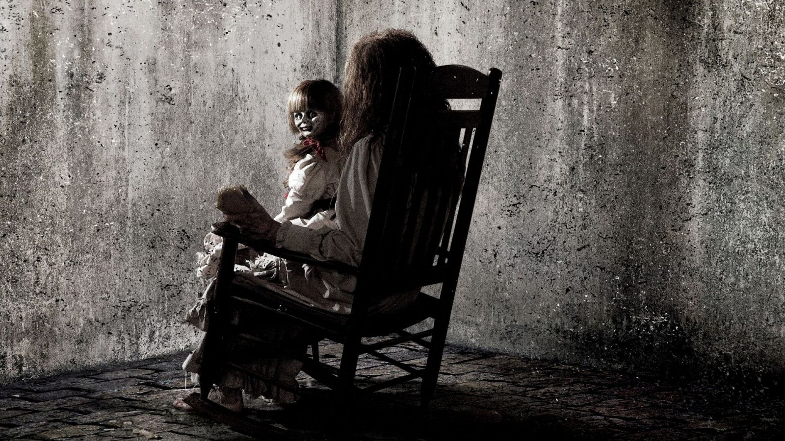 Portada de la película "Expediente Warren"