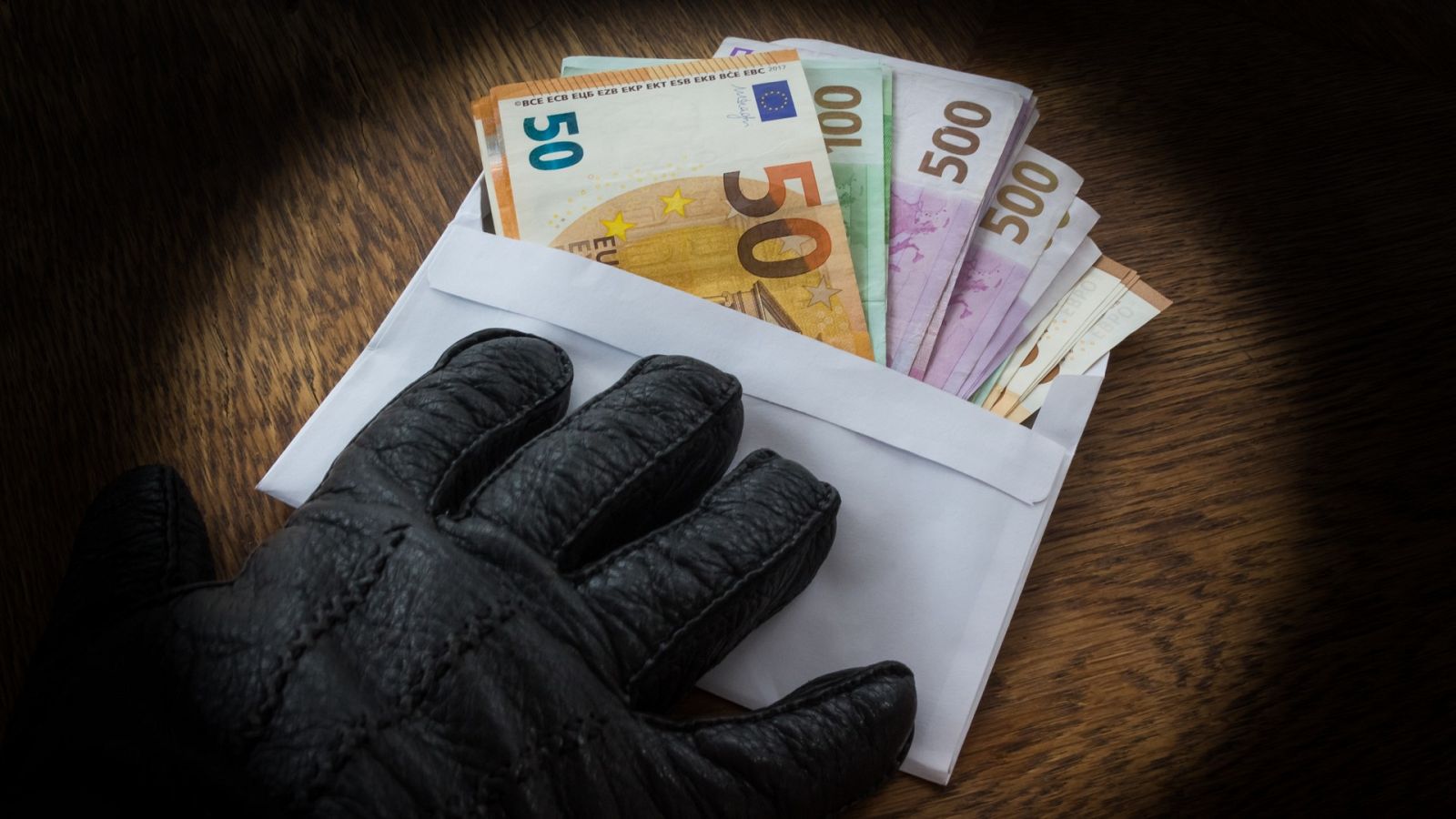 Billetes de euro de distinta denominación