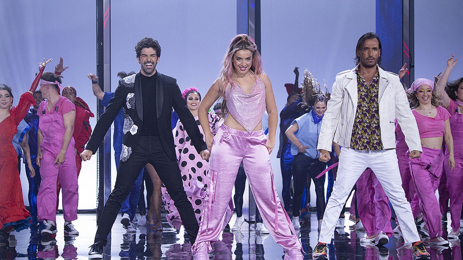 Los capitanes también bailan